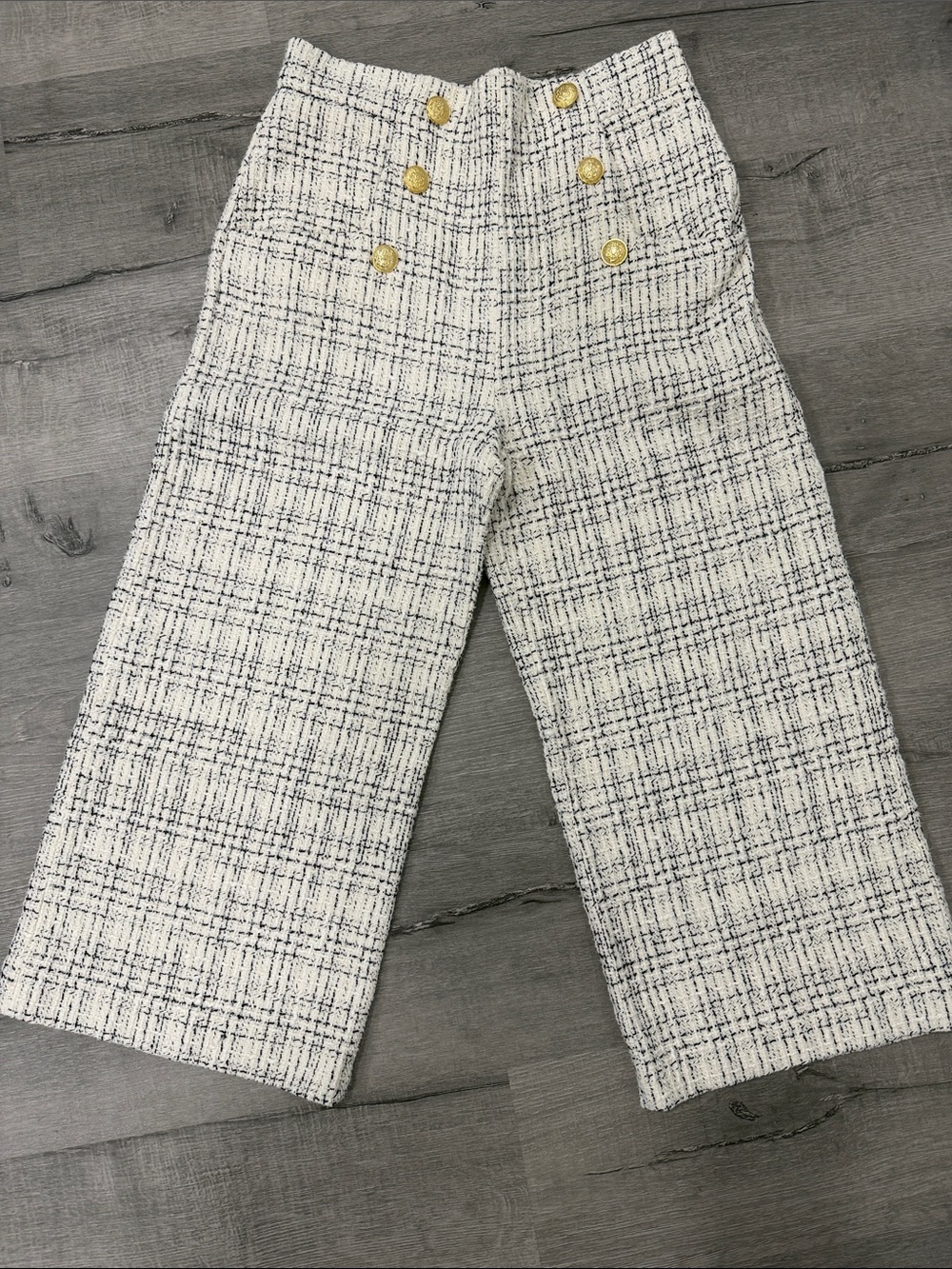 Zara White & Navy Tweed Wide-Leg Pants with Gold Buttons